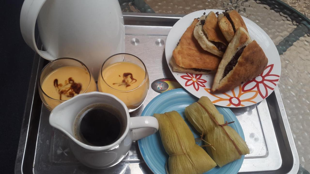 Don Alejandro Acomodação com café da manhã Trujillo Exterior foto